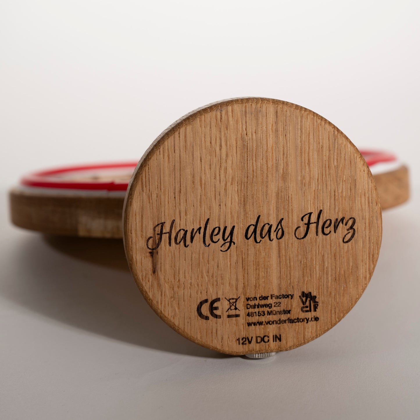 Lignulux LED Lampe aus Eichenholz- Harley das Herz - Unterseite