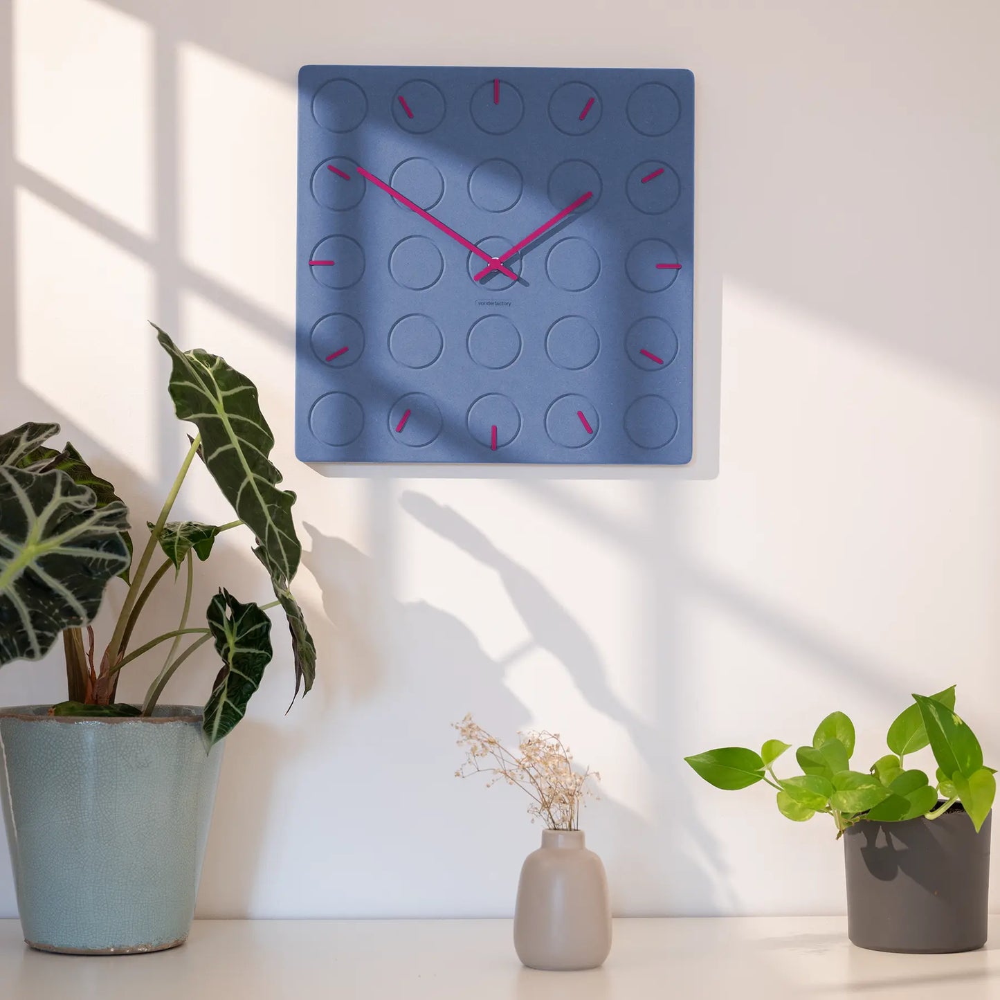 LUXHORA Circula – Wall Clock