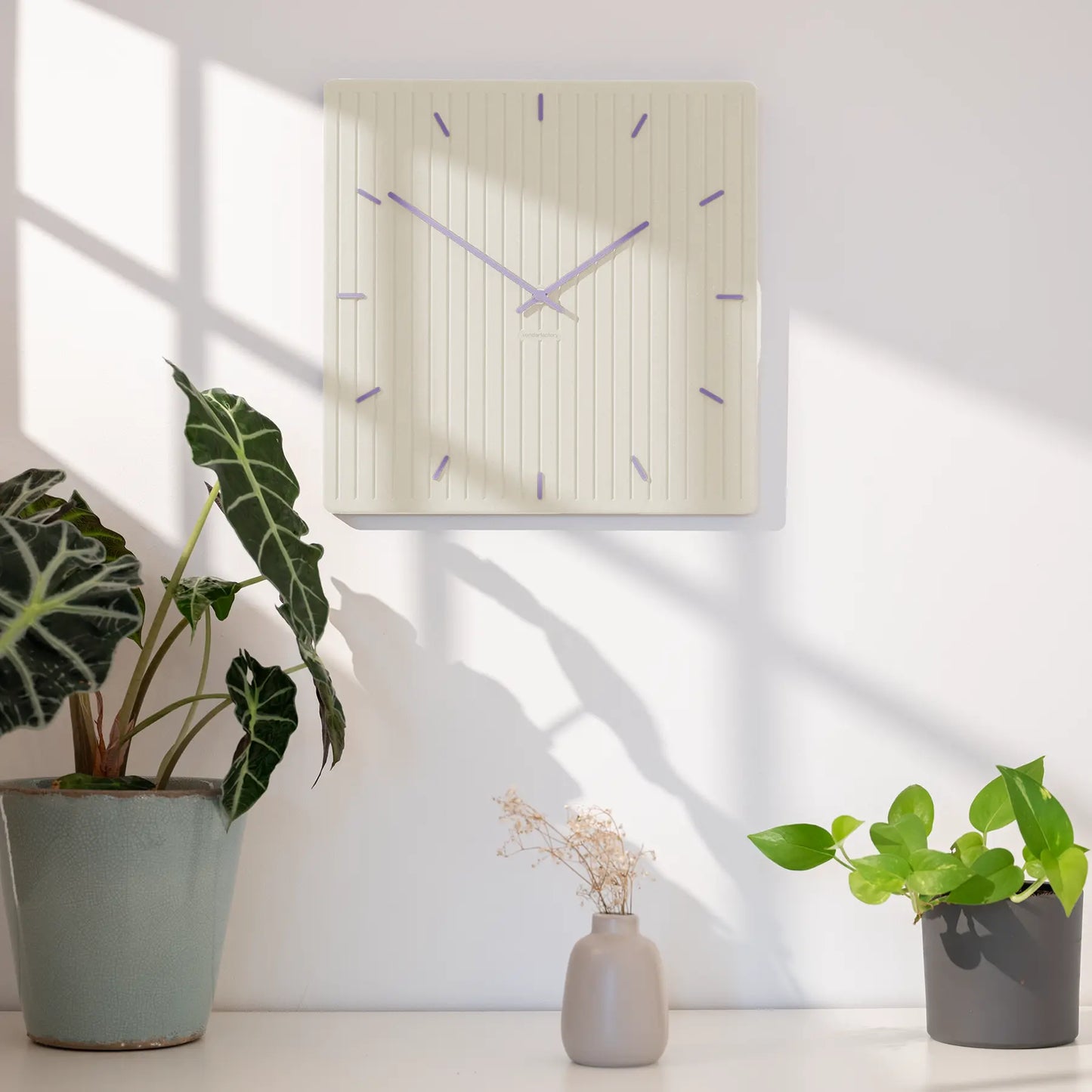 LUXHORA Lineara – Wall Clock