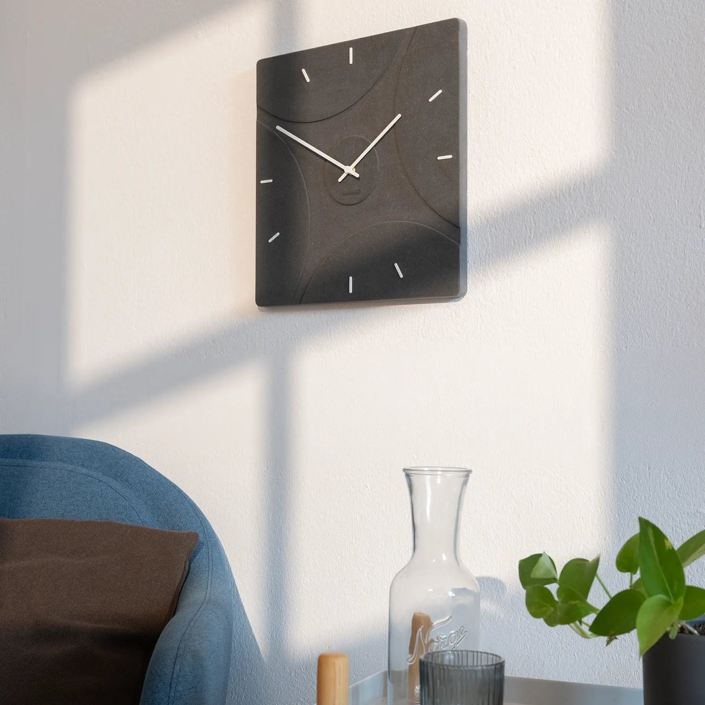 LUXHORA Quadriva – Wanduhr von der Factory