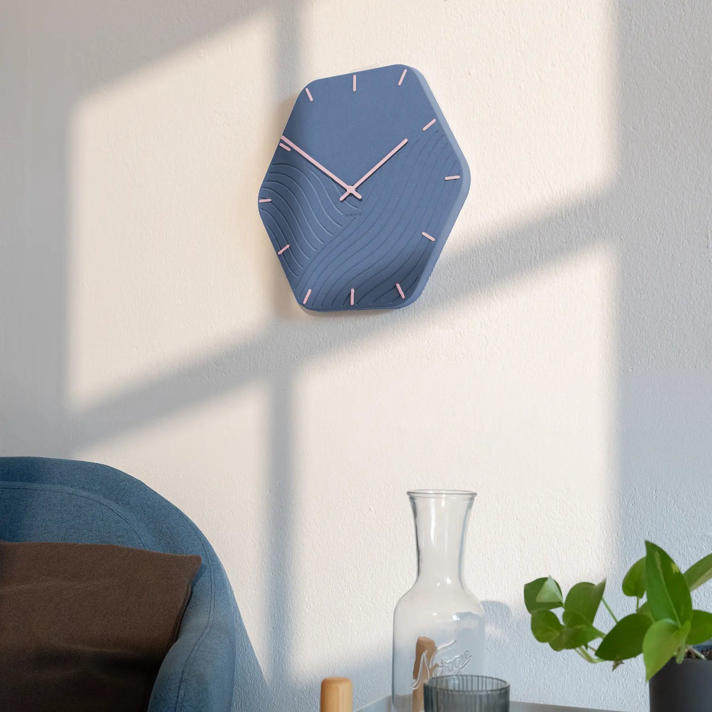 LUXHORA Unda – Wall Clock
