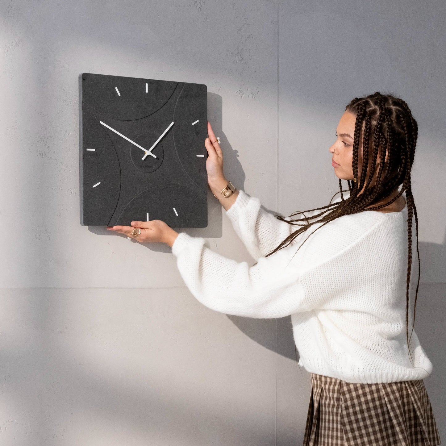 LUXHORA Quadriva – Wanduhr von der Factory