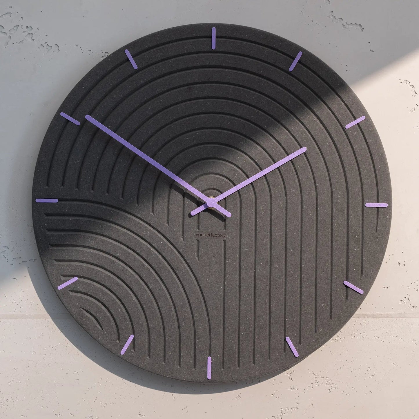 LUXHORA Arcadia – Wanduhr von der Factory