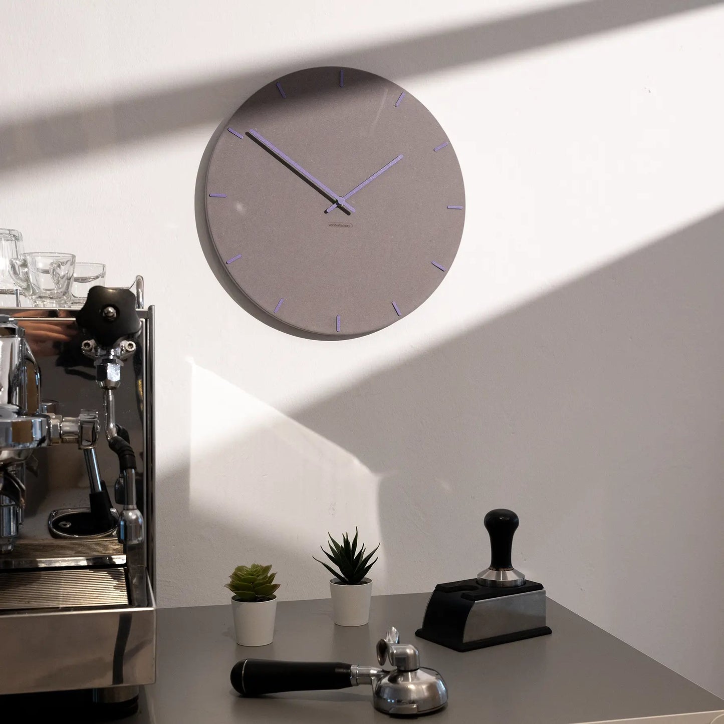 LUXHORA Pura Circ – Wanduhr von der Factory