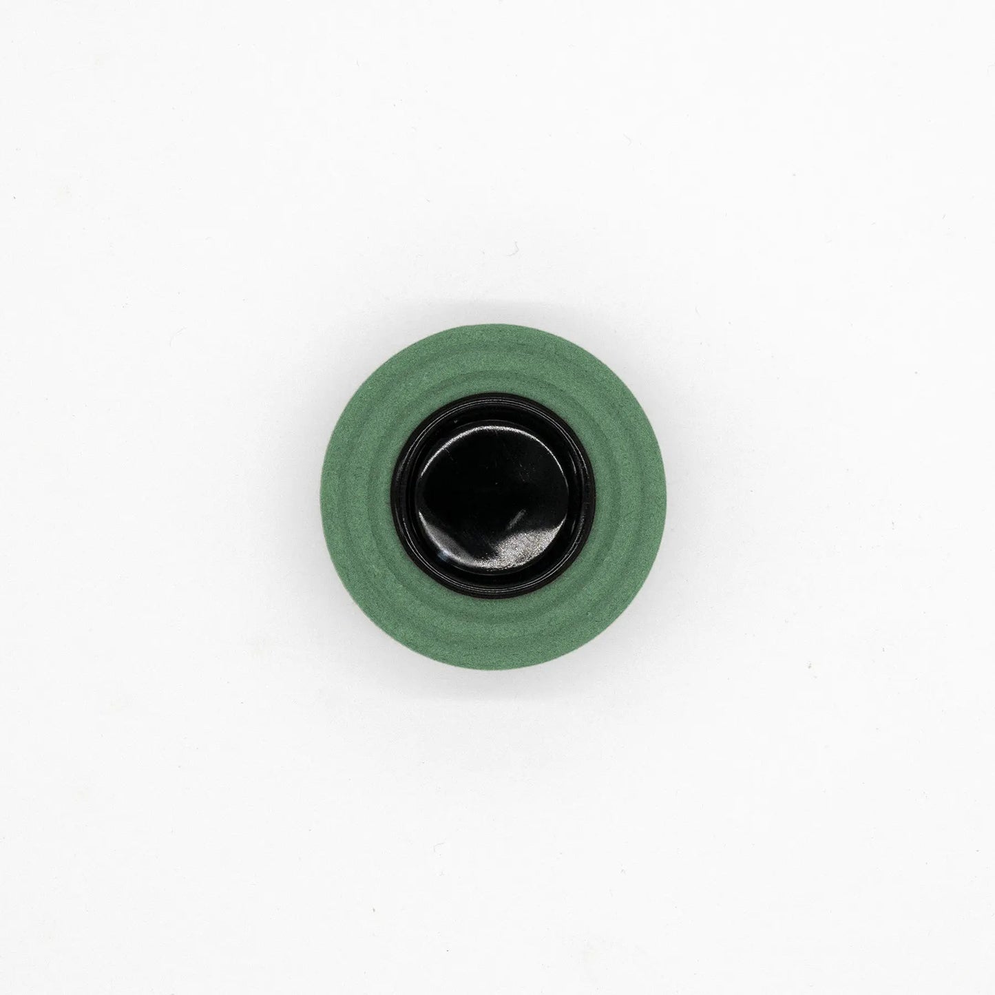 Ringcut – Kerzenständer von der Factory