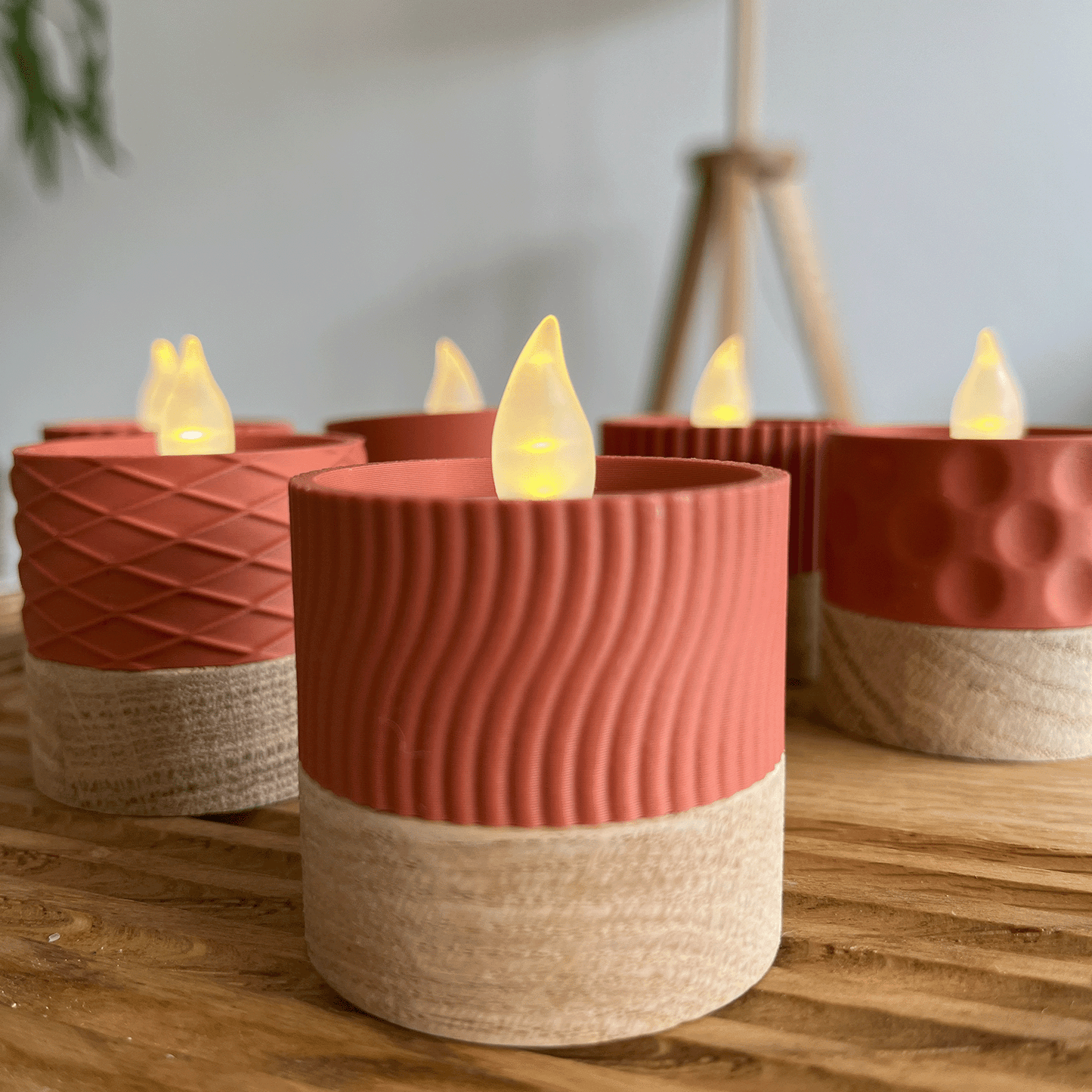 Columina "Wavy" – Design LED-Teelichthalter aus Holz und 3D-Druck