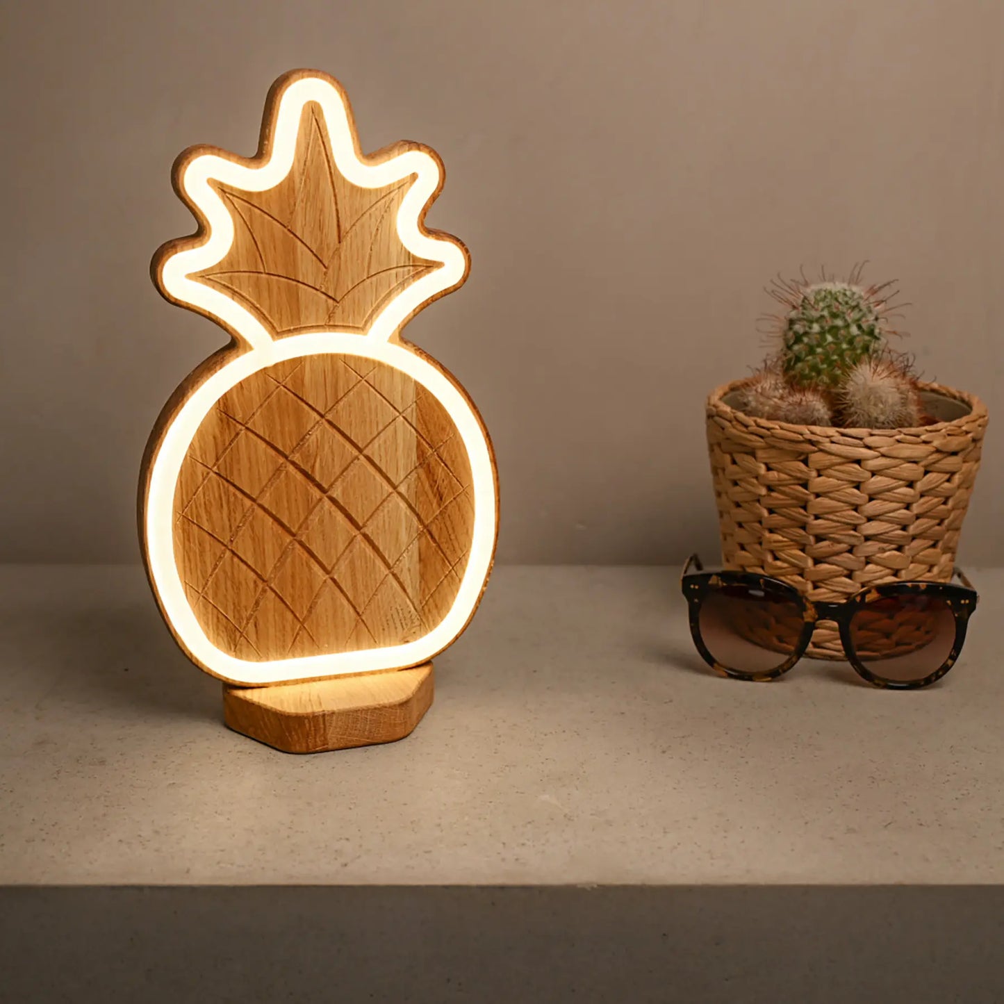 Lignulux DUAL-COLOR Anna die Ananas – LED Lampe Eichenholz