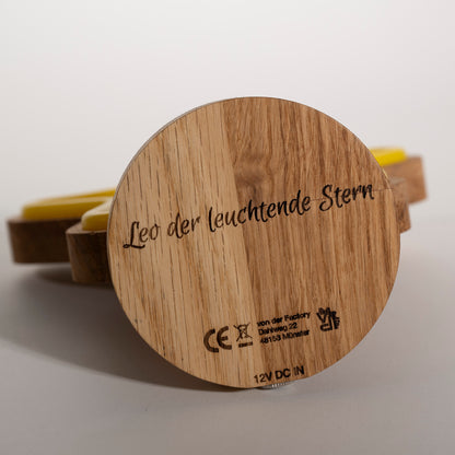 Leo der leuchtende Stern - LED Neonlampe aus Eichenholz