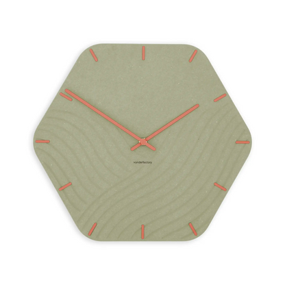 LUXHROA Unda – Wanduhr von der Factory