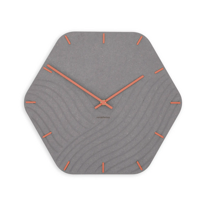 LUXHROA Unda – Wanduhr von der Factory
