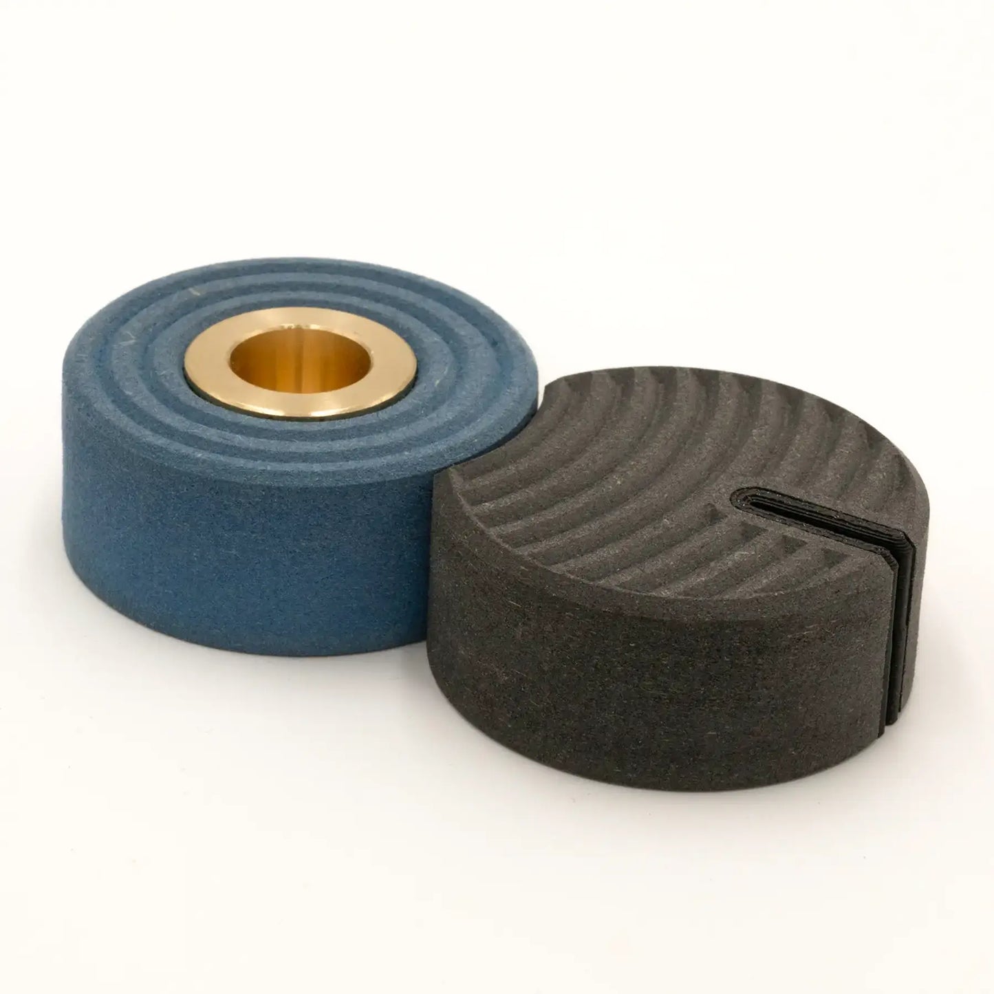 Ringcut – Candle Holder + Card Holder