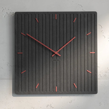LUXHORA Lineara – Wanduhr von der Factory