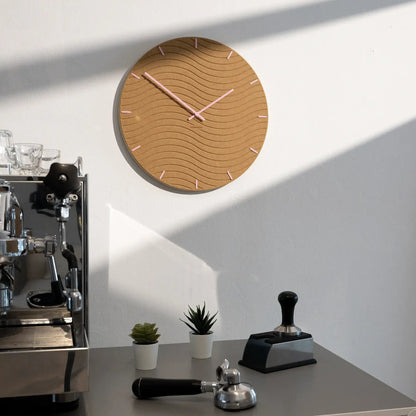 LUXHORA Rivella – Wanduhr von der Factory