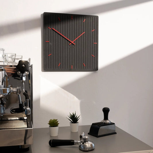 LUXHORA Lineara – Wanduhr von der Factory