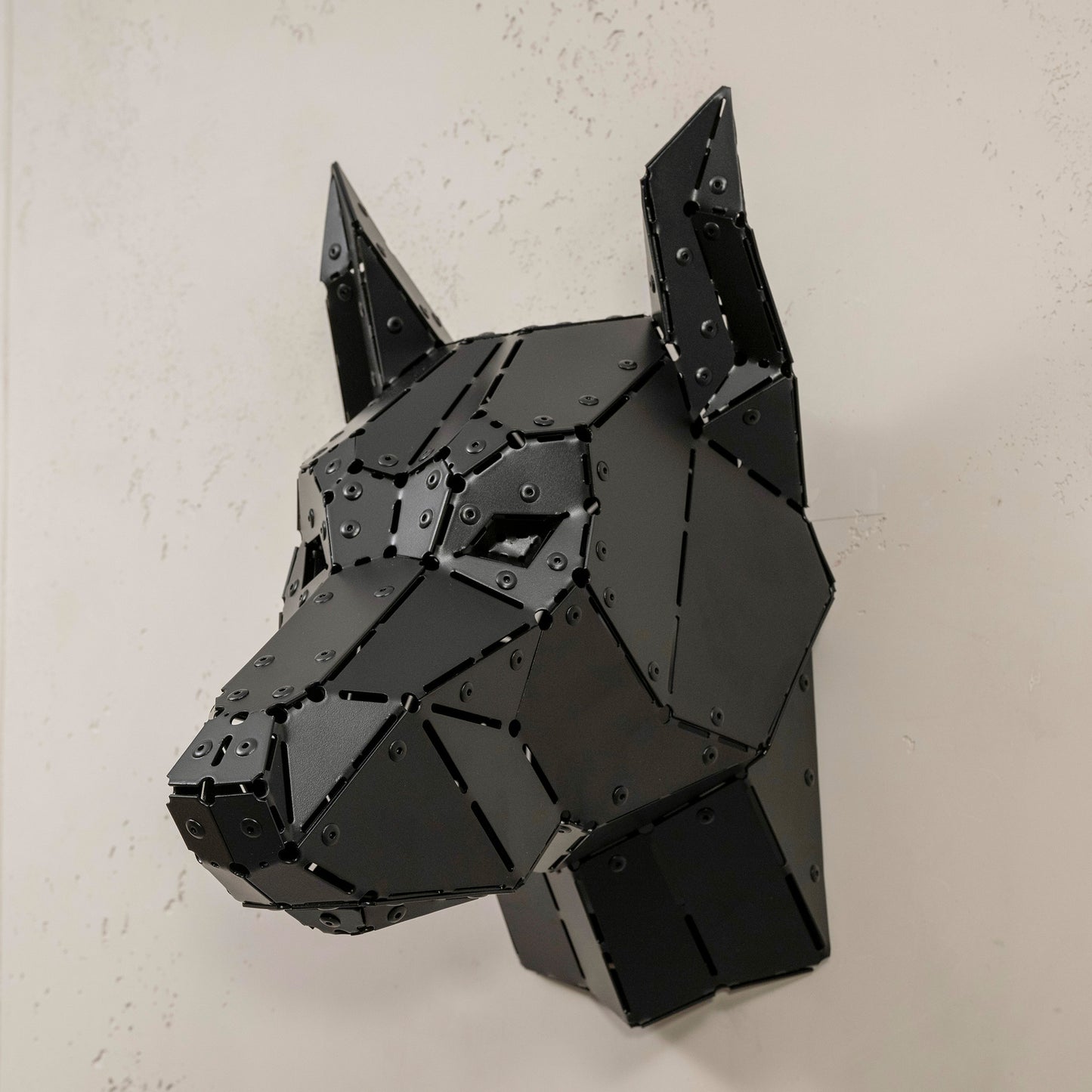 3D Low Poly Wandskulptur vernietet - Dobermannkopf XL